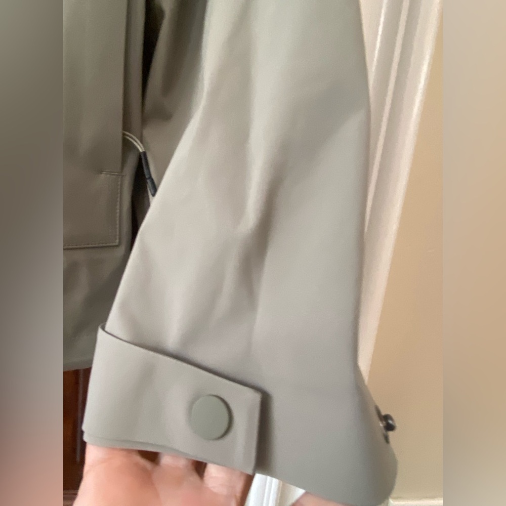 Rains Mens/Unisex Suva Softshell Cargo Raincoat Driftwood Sz M  Retails 200+ - Picture 5 of 10